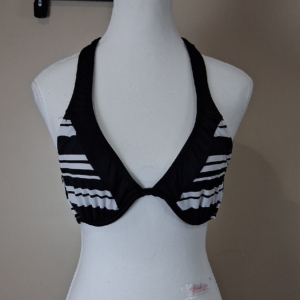 Black and White Striped Women's Bra